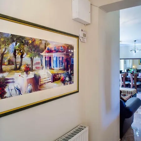 Olive Grove House - Private